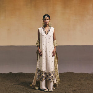 White Iris Printed Kurta Set